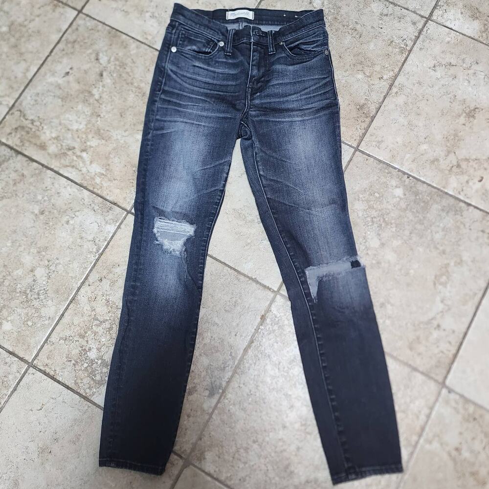 Madewell Distressed Knees High Riser Skinny Jeans Size 24